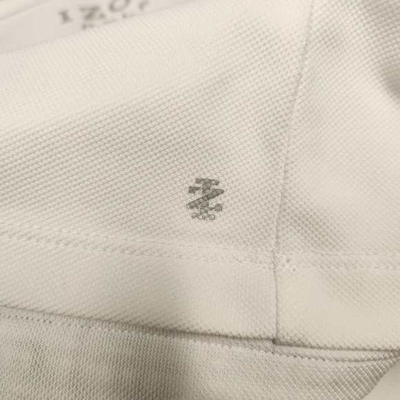 IZOD Golf White Sleeveless Top with Black and White Gingham Trim - Picture 7 of 12